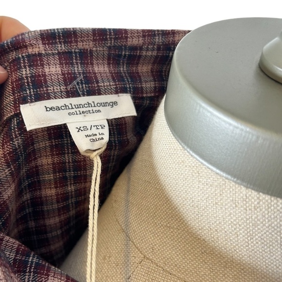 BeachLunchLounge Red Pear Whitney Button Down Plaid Long Sleeve Top Size Small - Picture 11 of 14
